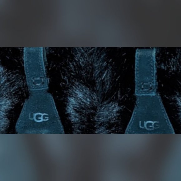 UGG Amary Black Faux Fur Slipper Bootie Size 6 - Picture 6 of 9